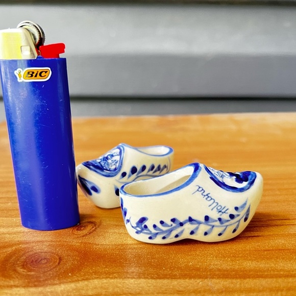 Blue and White Ceramic Clogs - Picture 5 of 5